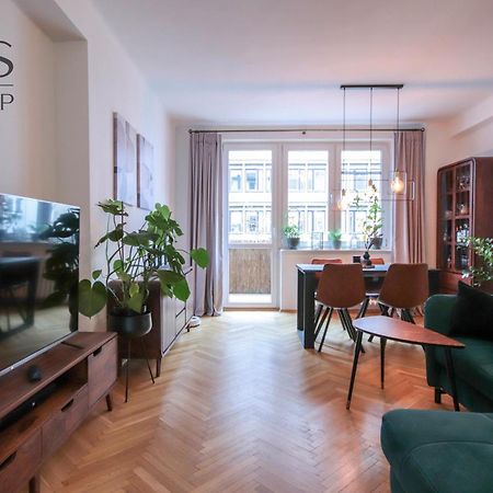 Beautiful Apartment In The City Center Krakow Dış mekan fotoğraf